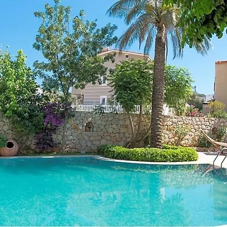 Sleeps 2 Pool Air Con Wifi Kalkan